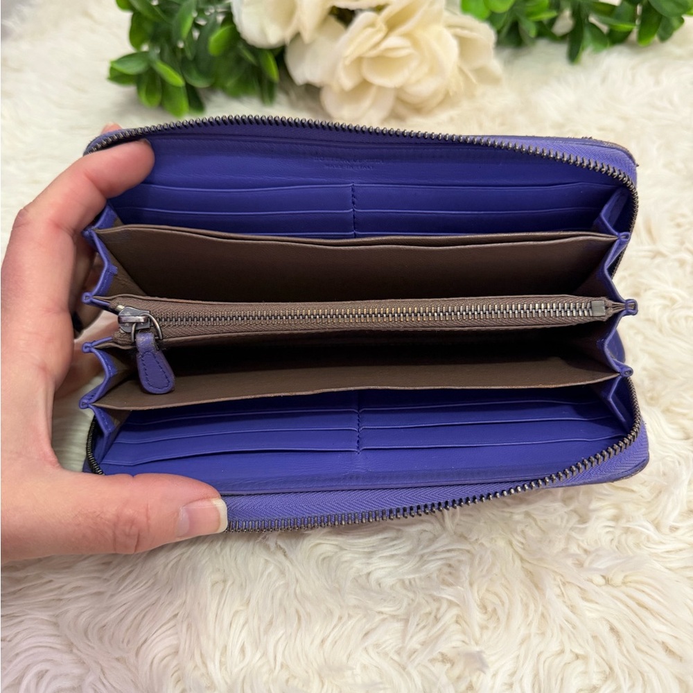 Bottega Veneta Violet Woven Leather Wallet - Picture 9 of 14